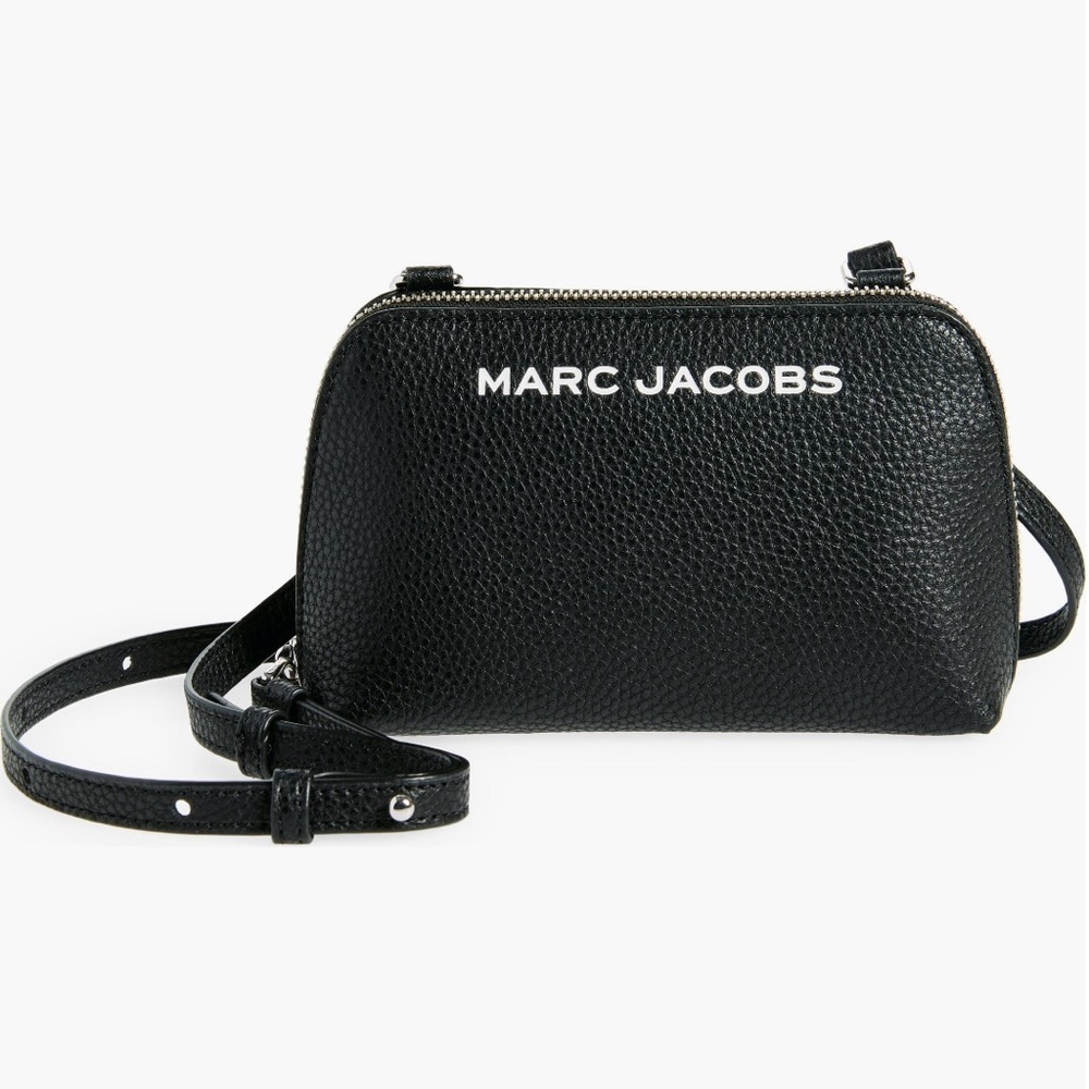 Marc Jacob’s small leather crossbody logo bag
